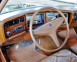 1974 Buick Electra steering wheel by That Hartford Guy (CC BY-SA 2.0)